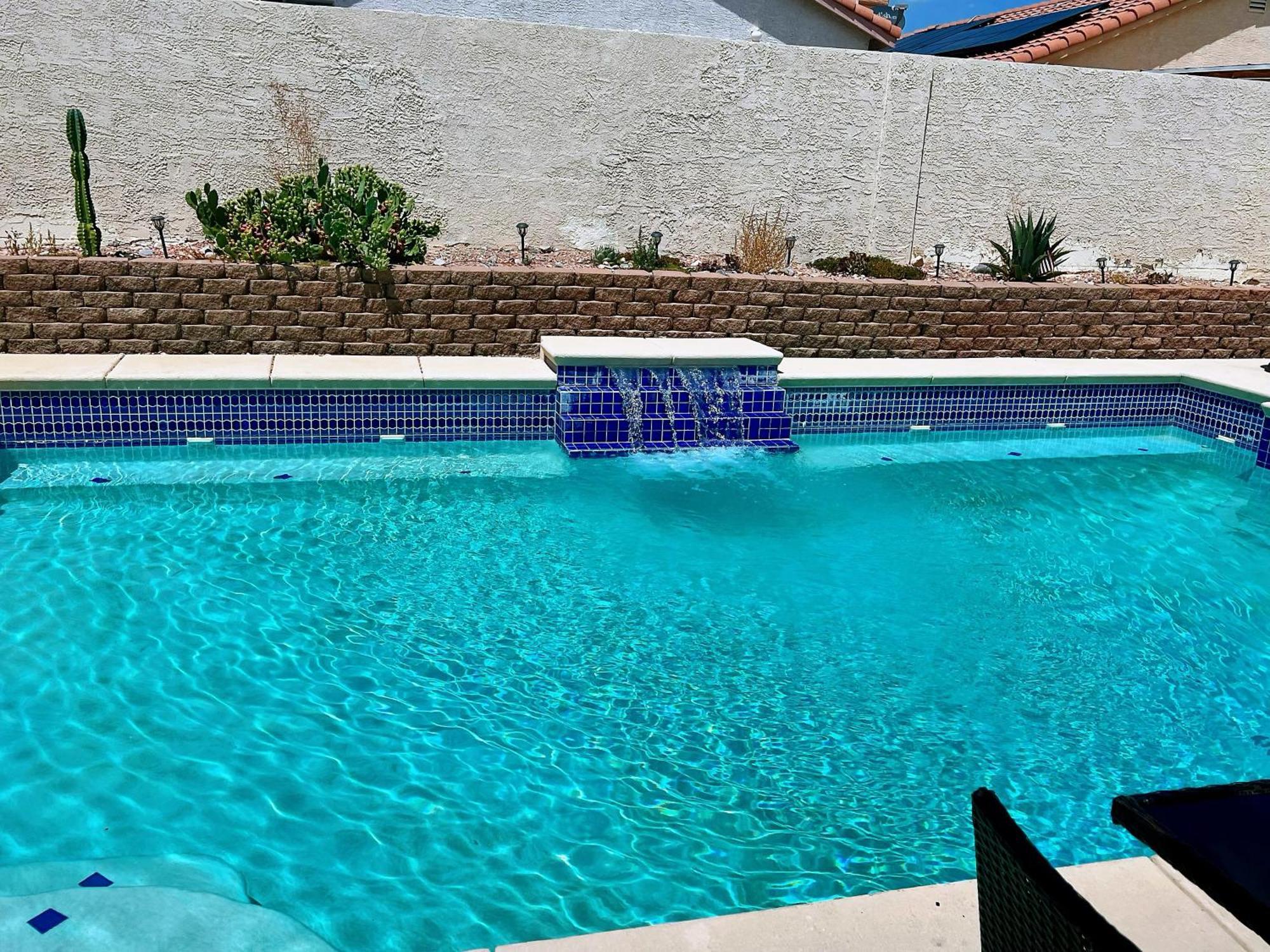 Вилла Amazing Heated Pool And Private Hot Tub 3Br In Heart Of Lv Лас-Вегас Экстерьер фото